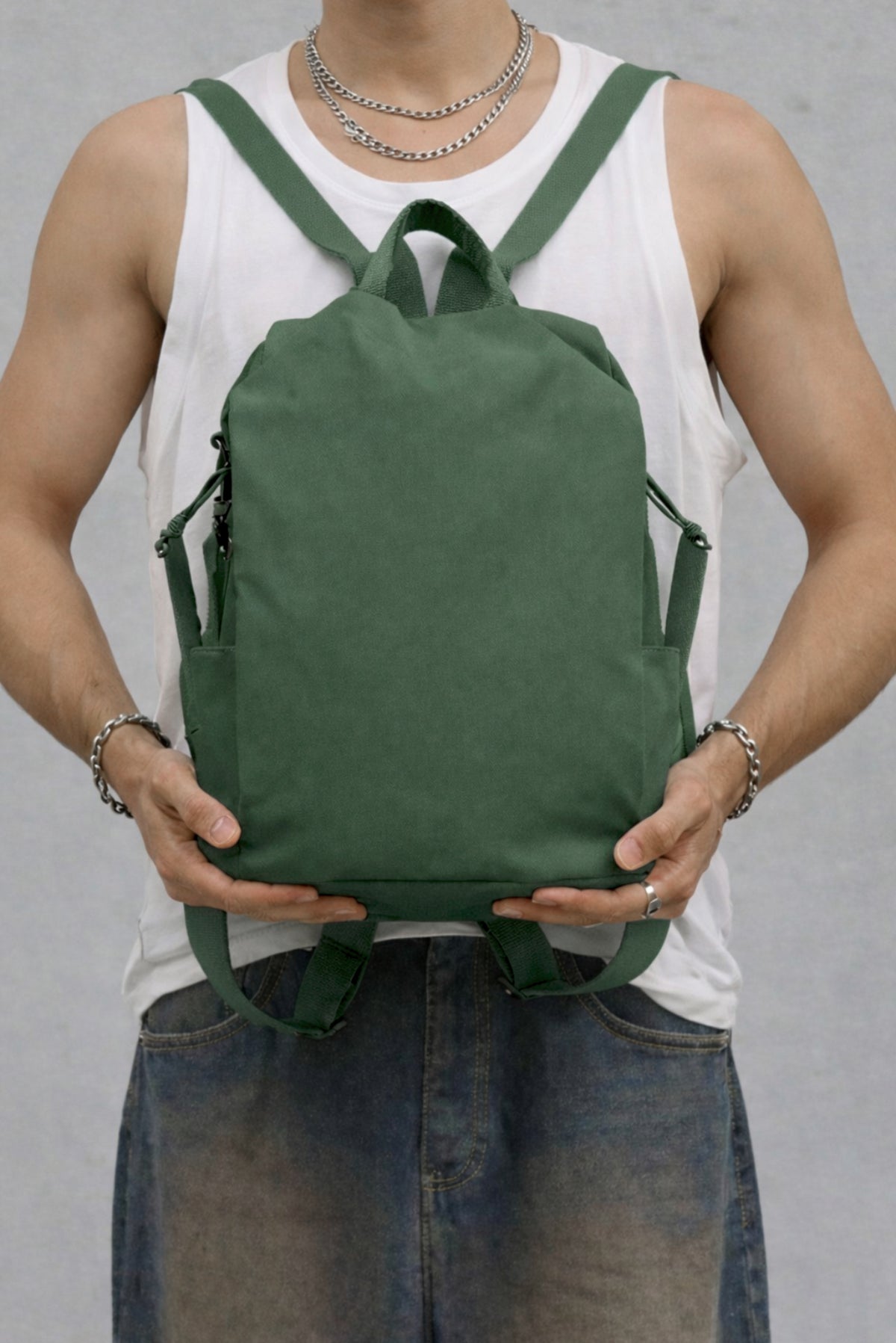 THE REVELLER BACKPACK (GREEN)