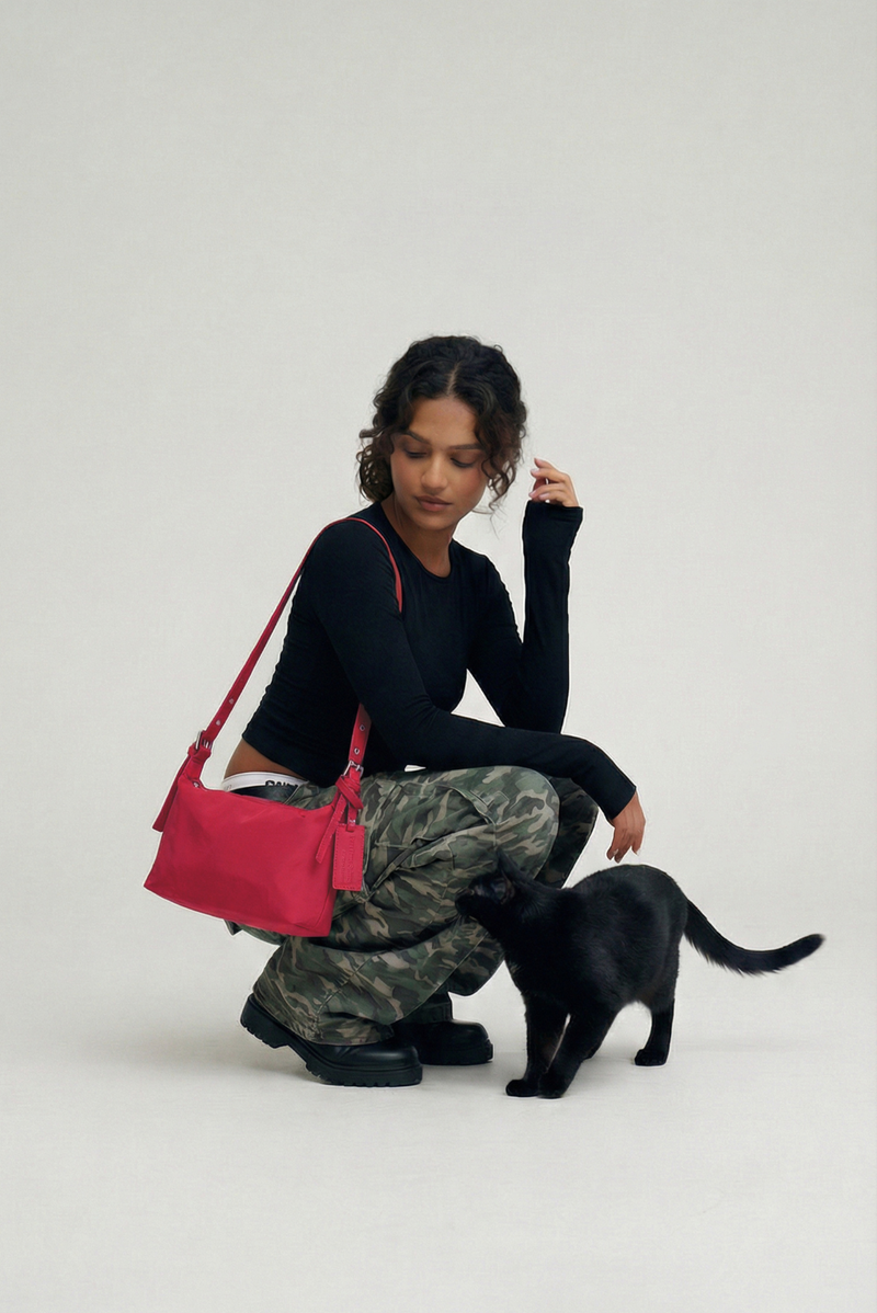 THE DEMI CROSSBODY BAG (RED)