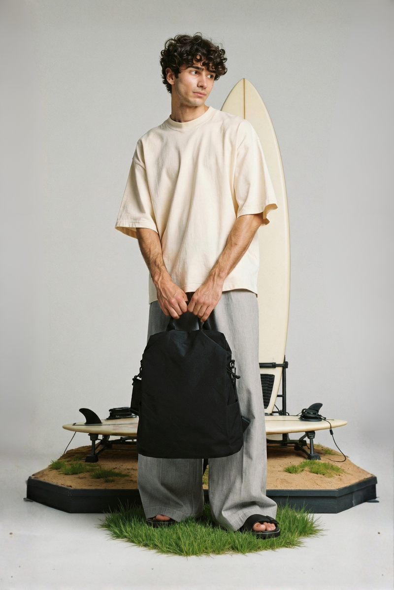 THE REVELLER BACKPACK (BLACK)