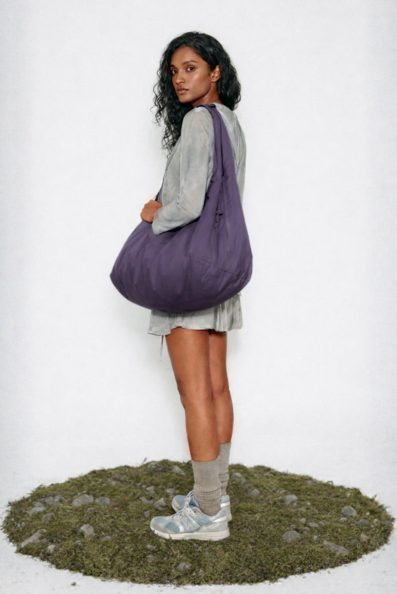 THE CINCO MULTI-POCKET TOTE BAG (PLUM)