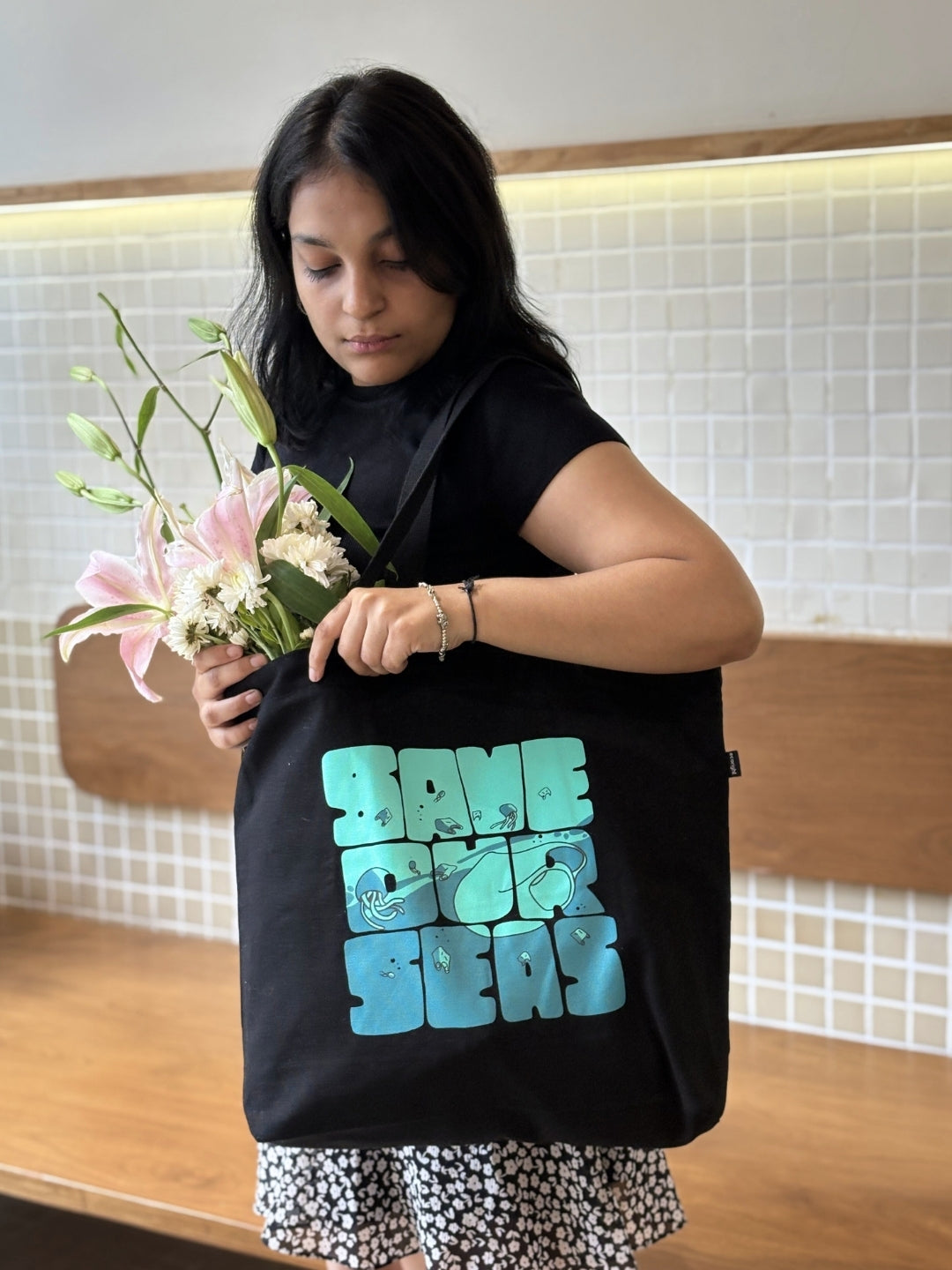 Large Zipper Tote Bag - Save Our Seas