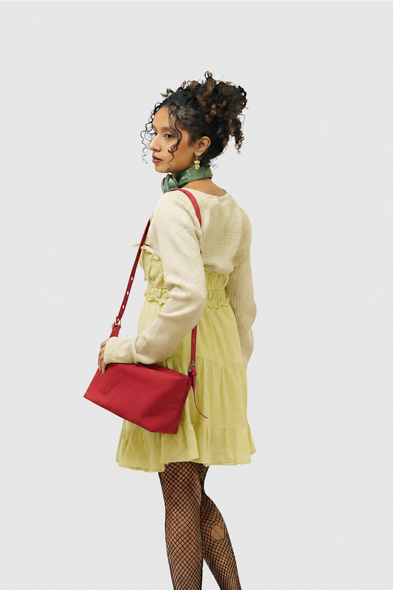 THE DEMI CROSSBODY BAG (RED)